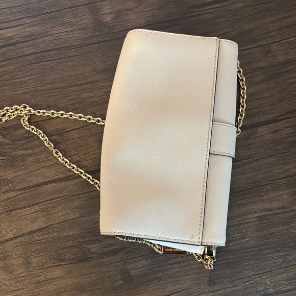 Michael Kors purse - Picture 7 of 10